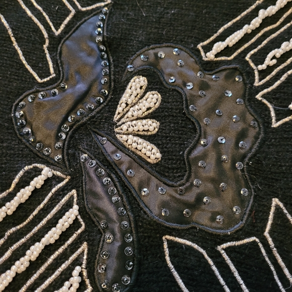 Vintage Embellished Dolman Sleeve Sweater - Picture 3 of 6